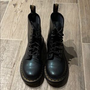 8 eyelet 1460 dark green/black Dr. Martens